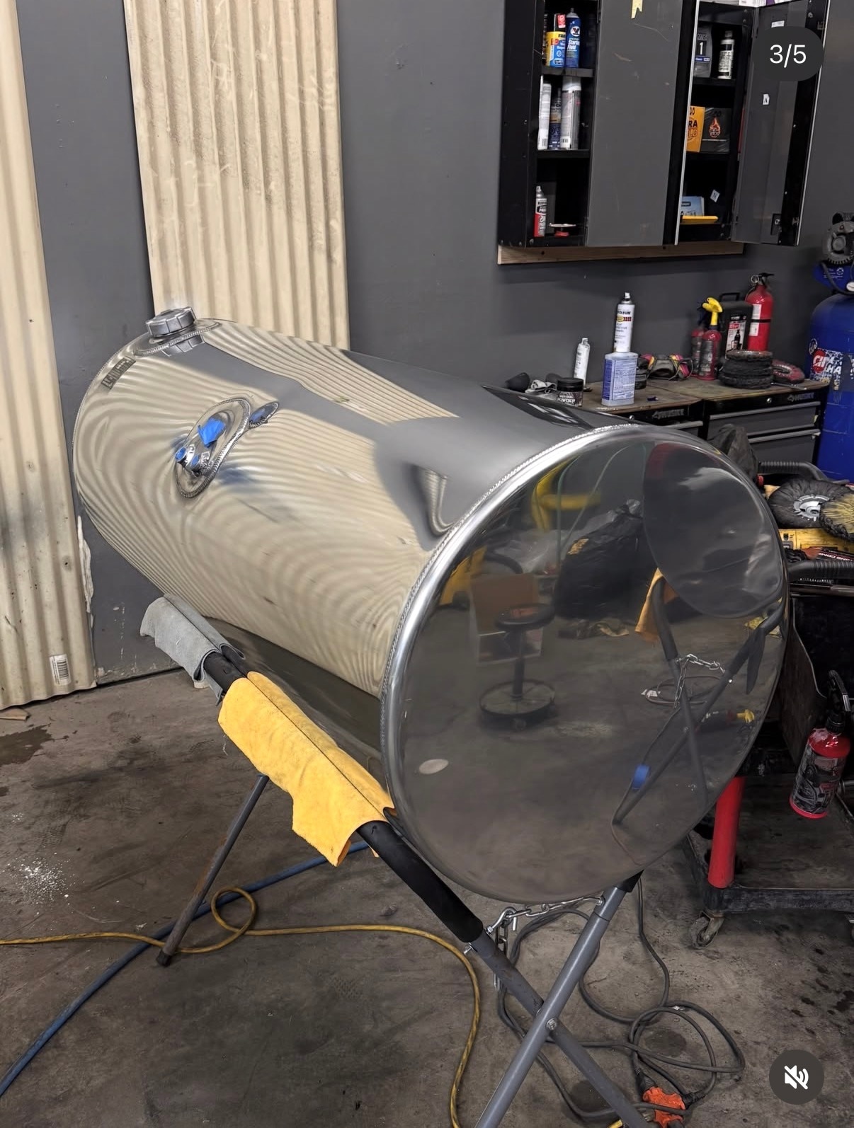 Aluminum tank after polishing with a mirror finish